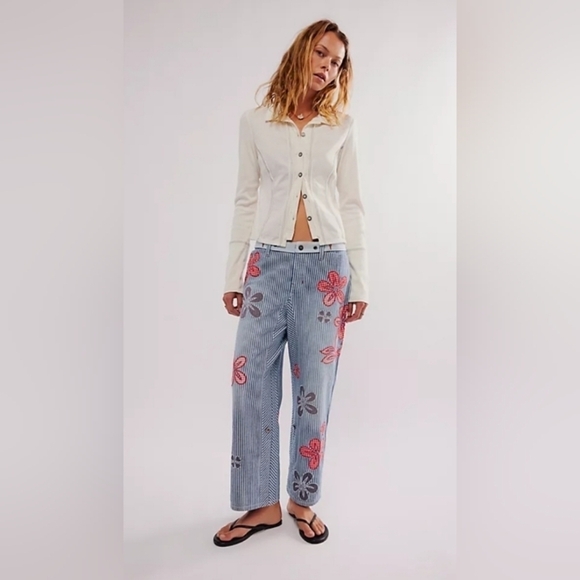 We The Free Denim - We the free, Free People  hot tropics cuffed harem trousers.
